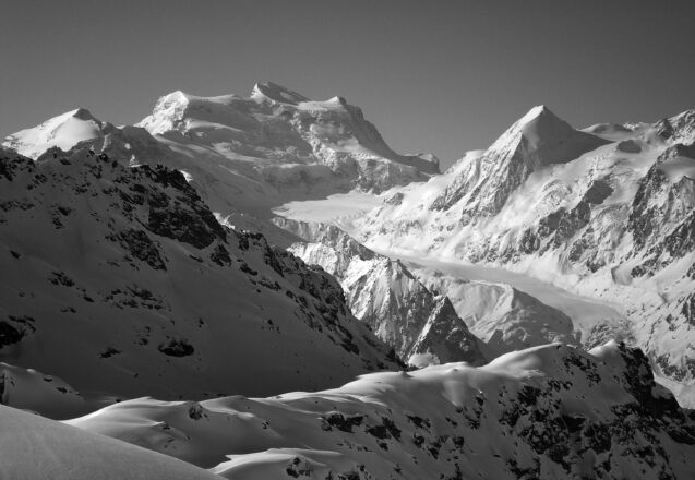 grand combin scaled aspect ratio 637 440