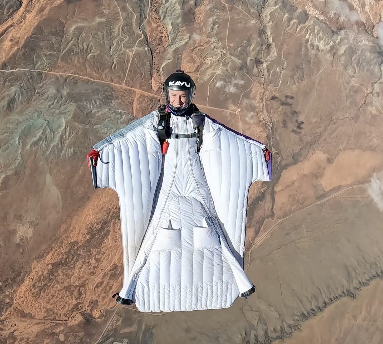 steph wingsuit 1 scaled aspect ratio 1368 1232