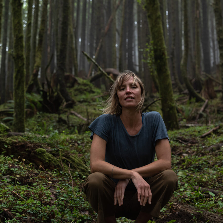 Eugénie pictured amongst the trees on the Oregon Coast.